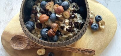 Verwarmende boekweitpudding met gember en hazelnoten